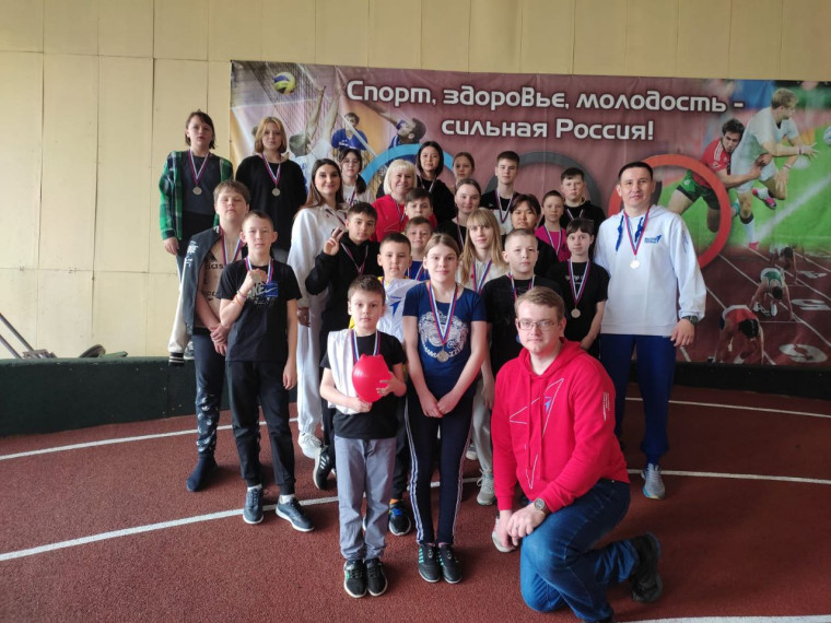 УТРЕННЯЯ ЗАРЯДКА ВО ВСЕМИРНЫЙ ДЕНЬ ЗДОРОВЬЯ.